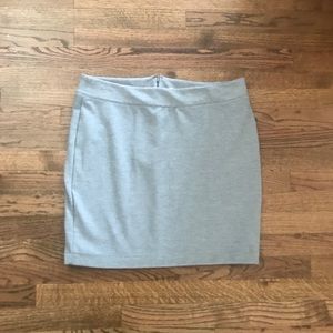 Gray Gap Skirt Size L
